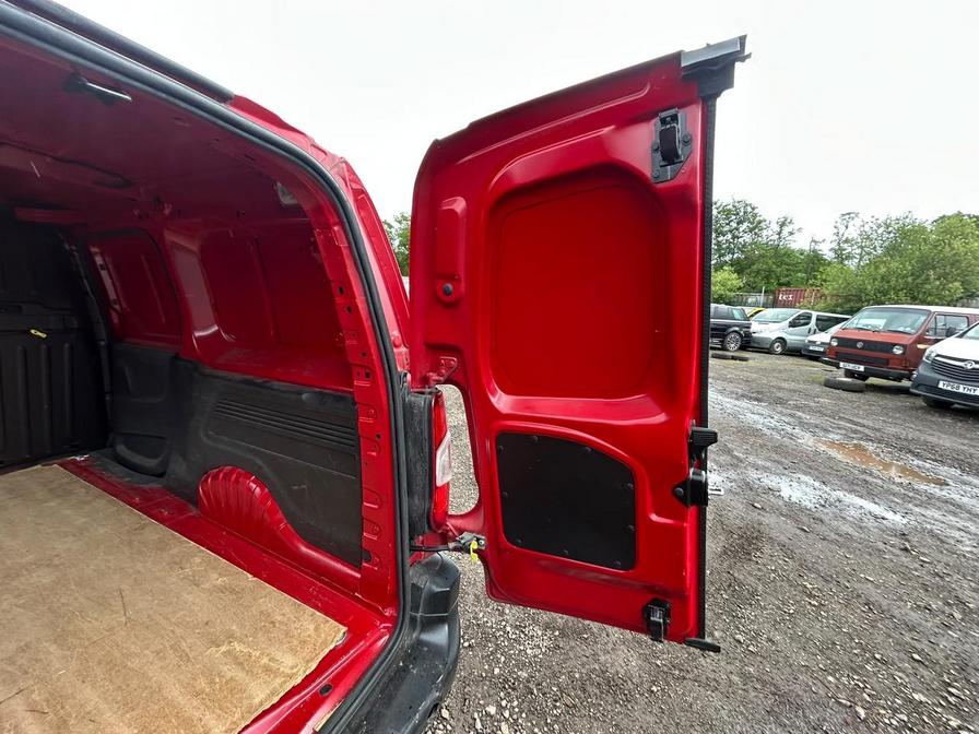 2023 Citroen Berlingo – Model: Berlingo 950 Enterprise Edition BlueHDi – YE23LYF