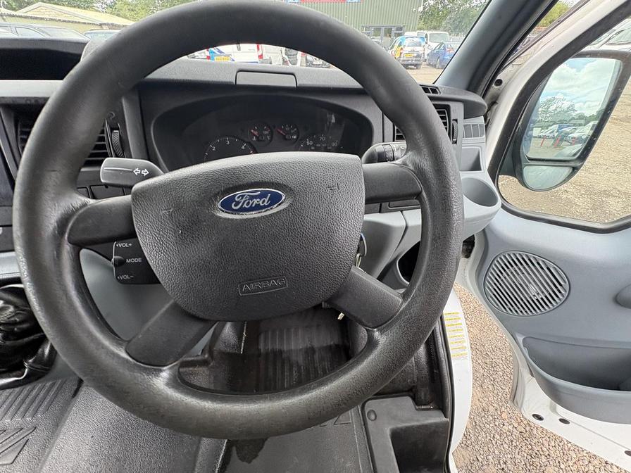 2013 Ford Transit – Model: Transit 100 T250 FWD – RF62FYM