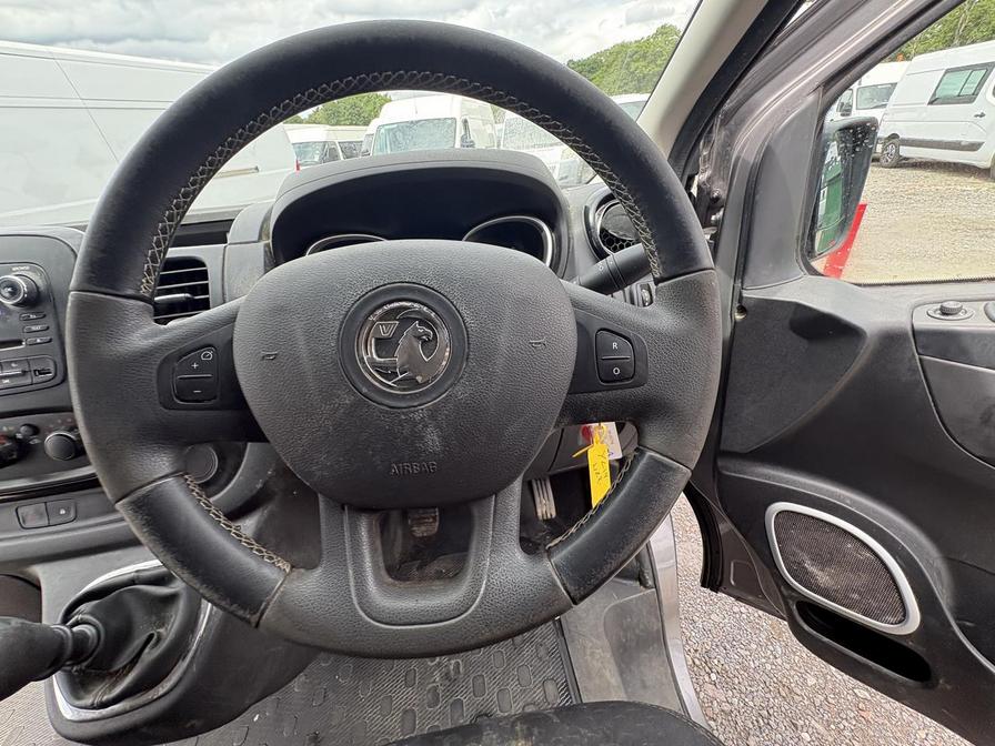 2019 Vauxhall Vivaro – Model: Vivaro 2700 Sportive CDTi – YL19WRP