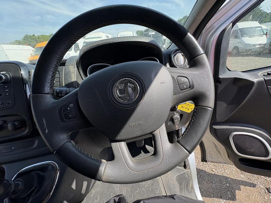 2019 Vauxhall Vivaro – Model: Vivaro 2700 Sportive CDTi – KO19JXW