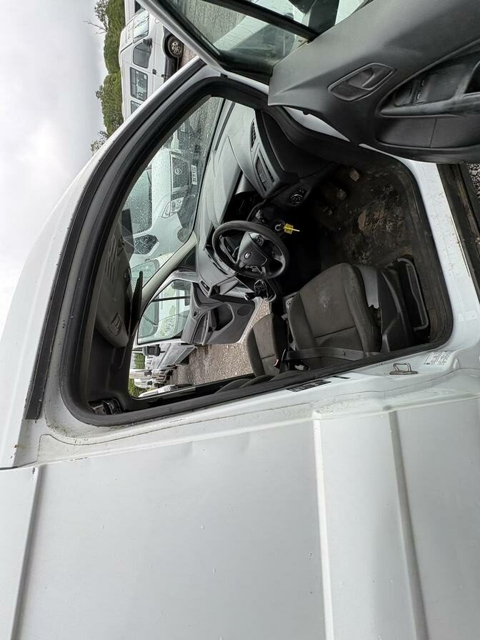 2015 Ford Transit Connect – Model: Transit Connect 200 – OW64AVG