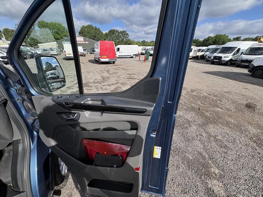 2019 Ford Transit Custom – Model: Transit Custom 280 Limited – AJ68WYB