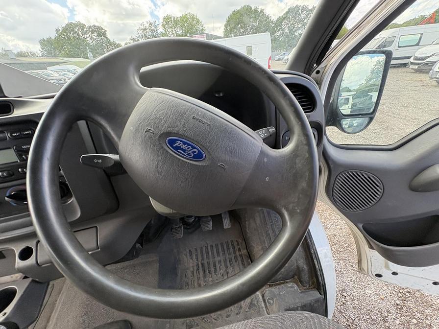 2006 Ford Transit – Model: Transit Minibus – NC55AFA