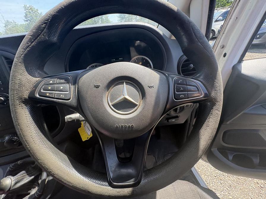 2015 Mercedes-Benz Vito – Model: Vito 111 CDi – EO65ZWP