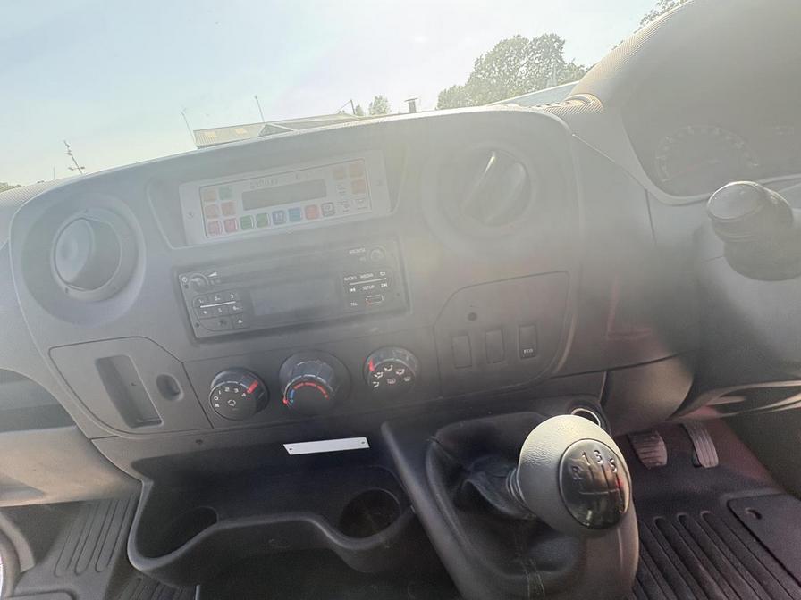 2018 Vauxhall Movano – Model: Movano L3H2 F3500 CDTi – SG18ZTO