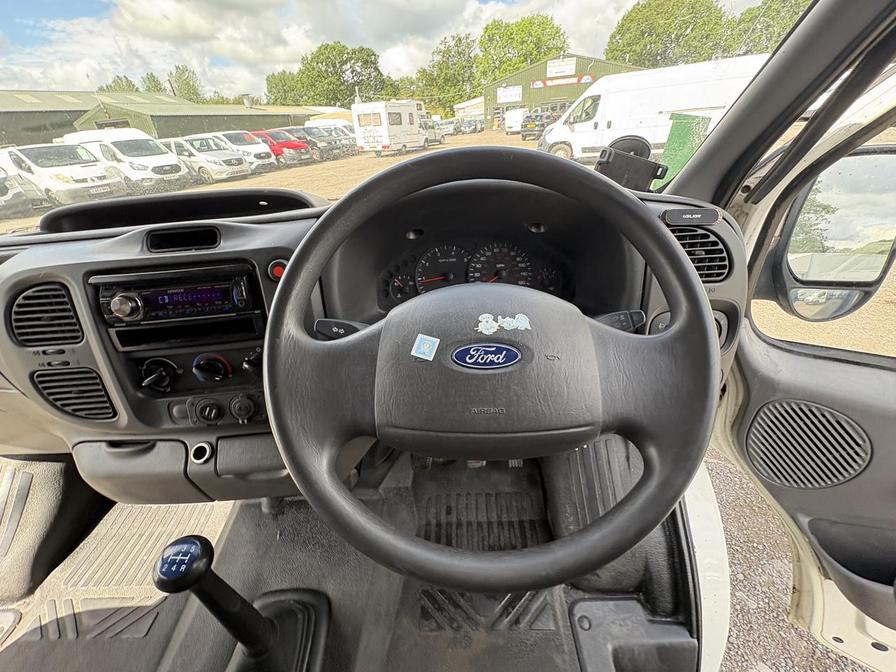 2006 Ford Transit – Model: Transit 350 LWB – YP06HLA