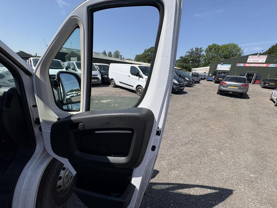 2021 Peugeot Boxer – Model: Boxer 335 Professional L3H2 Blue HDi – OV71KFF