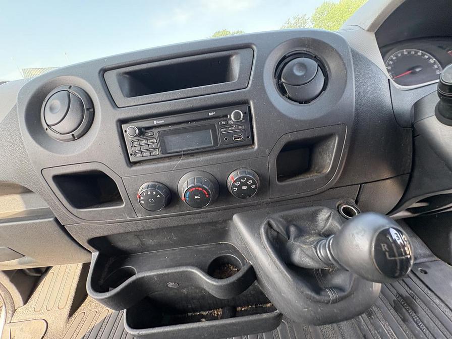 2013 Vauxhall Movano – Model: Movano F3500 L2H2 CDTi – DE63VLL