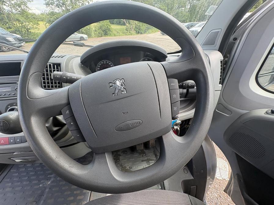 2009 Peugeot Boxer – Model: Boxer 335 LWB – HY59OYV