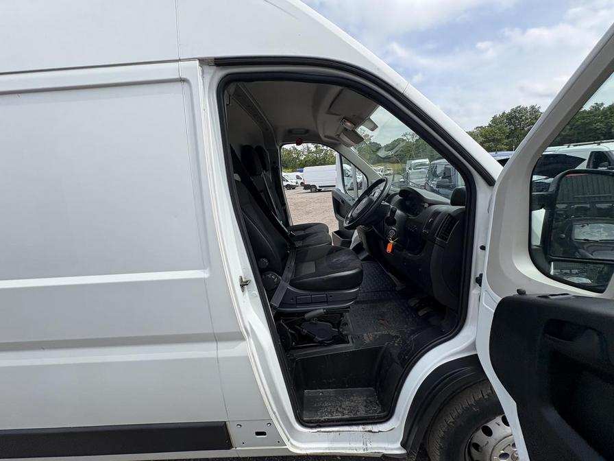 2020 Peugeot Boxer – Model: Boxer 435 Professional L4H2 Blue HDi – GF20NPO
