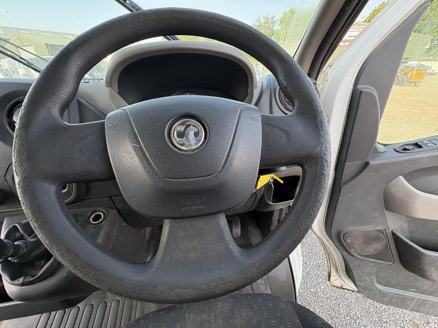 2013 Vauxhall Movano – Model: Movano F3500 L2H2 CDTi – DE63VLL