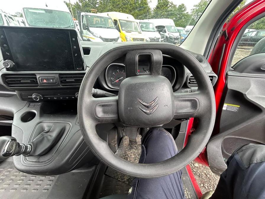 2023 Citroen Berlingo – Model: Berlingo 950 Enterprise Edition BlueHDi – YE23LYF