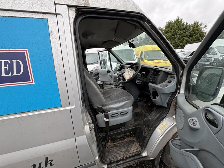 2010 Ford Transit – Model: Transit 115 T280 MWB Trend FWD – MA60URL