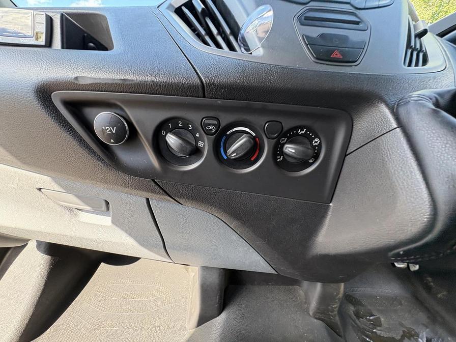 2017 Ford Transit Custom – Model: Transit Custom 270 – HG66MKO