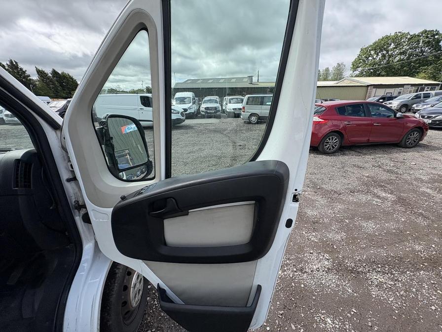 2013 Citroen Relay – Model: Relay 35 L3H2 Enterprise HDi – LB62SVO