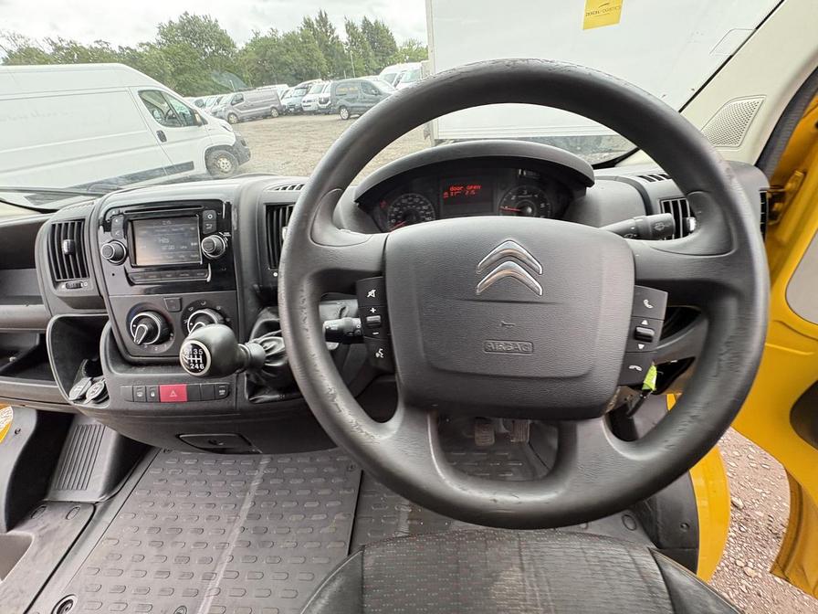 2015 Citroen Relay – Model: Relay 35 L3H2 Enterprise HDi – LB15UHP
