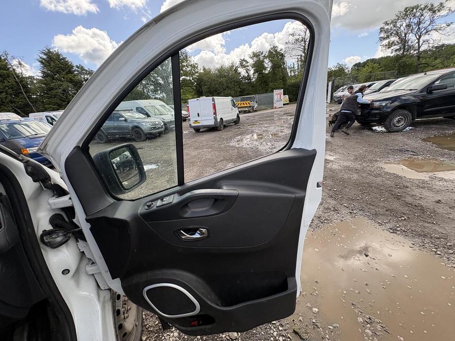 2019 Vauxhall Vivaro – Model: Vivaro  2900 Sportive CDTi – WG68VRE