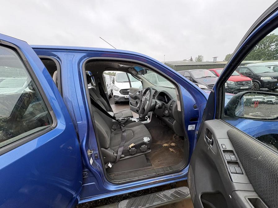 2012 Nissan Navara – Model: Navara Acenta Double Cab dCi 188 – FE12FZC