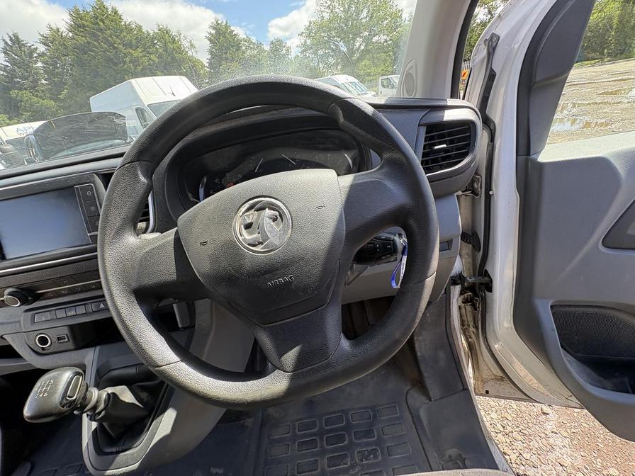 2022 Vauxhall Vivaro – Model: Vivaro F2900 Dynamic S/S – AV22JUW