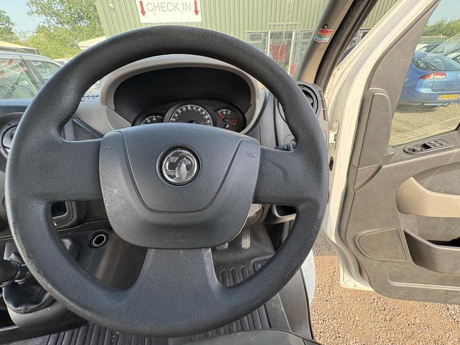 2016 Vauxhall Movano – Model: Movano F3500 L2H2 CDTi – FD16SLU