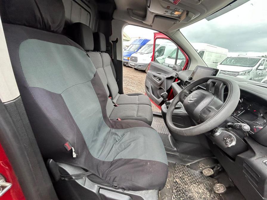 2023 Citroen Berlingo – Model: Berlingo 950 Enterprise Edition BlueHDi – YE23LYF