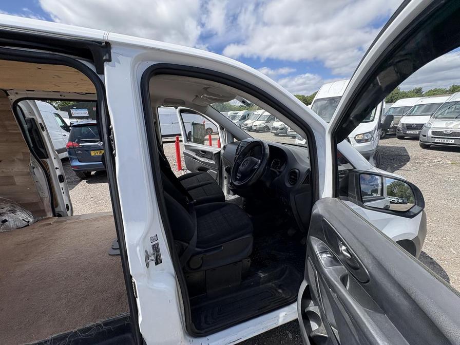 2015 Mercedes-Benz Vito – Model: Vito 111 CDi – EK65FKR
