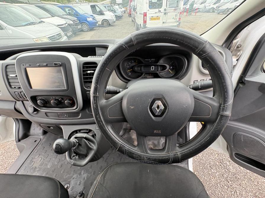 2016 Renault Trafic – Model: Trafic LL29 Business dCi – HV66KKJ