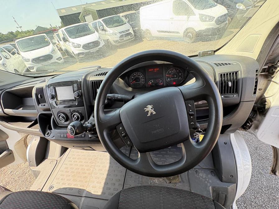 2021 Peugeot Boxer – Model: Boxer 335 Professional L3H2 Blue HDi – OV71KFF