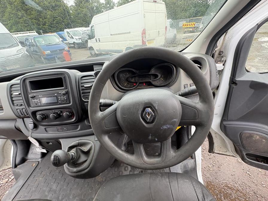 2015 Renault Trafic – Model: Trafic LL29 Business dCi – HV15PXL