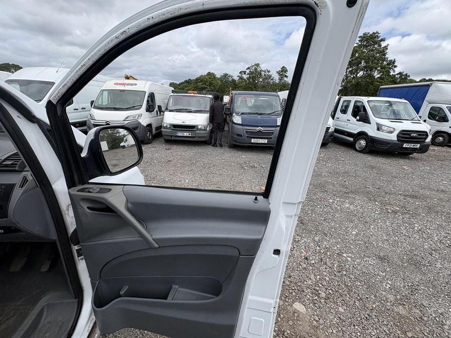 2008 Mercedes-Benz Vito – Model: Vito 109 CDI Compact – M155VTO