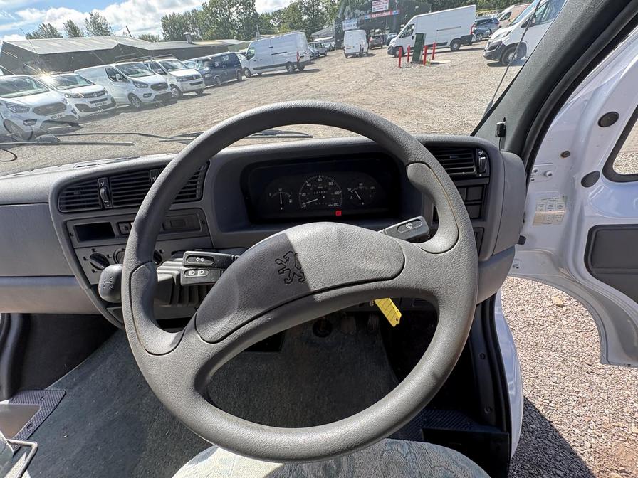 1996 Peugeot Boxer – Model: Boxer 320 MWB – N876YRB