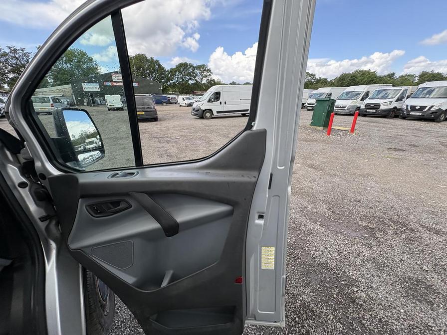 2015 Ford Transit Custom – Model: Transit Custom 290 E-Tech – WP15LJF