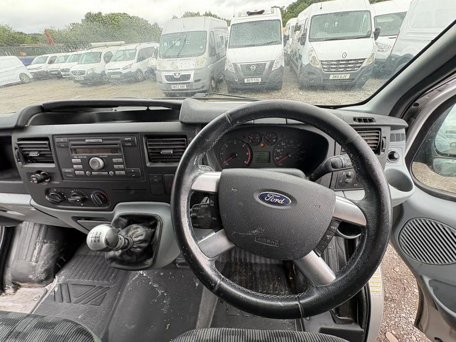 2010 Ford Transit – Model: Transit 115 T260 SWB Limited FWD – YR60LCU