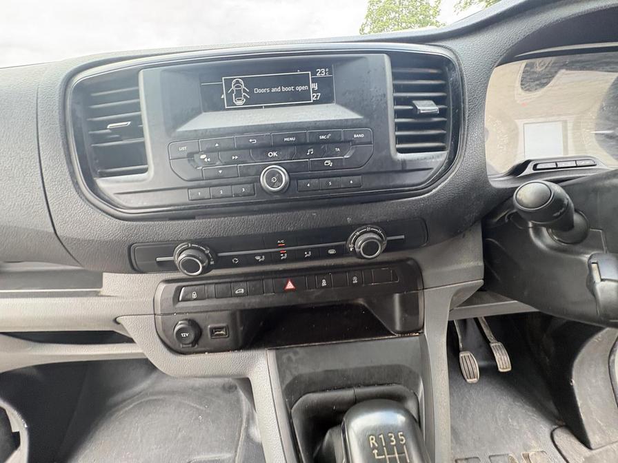 2019 Vauxhall Vivaro – Model: Vivaro  3100 Edition S/S – DV69LKA