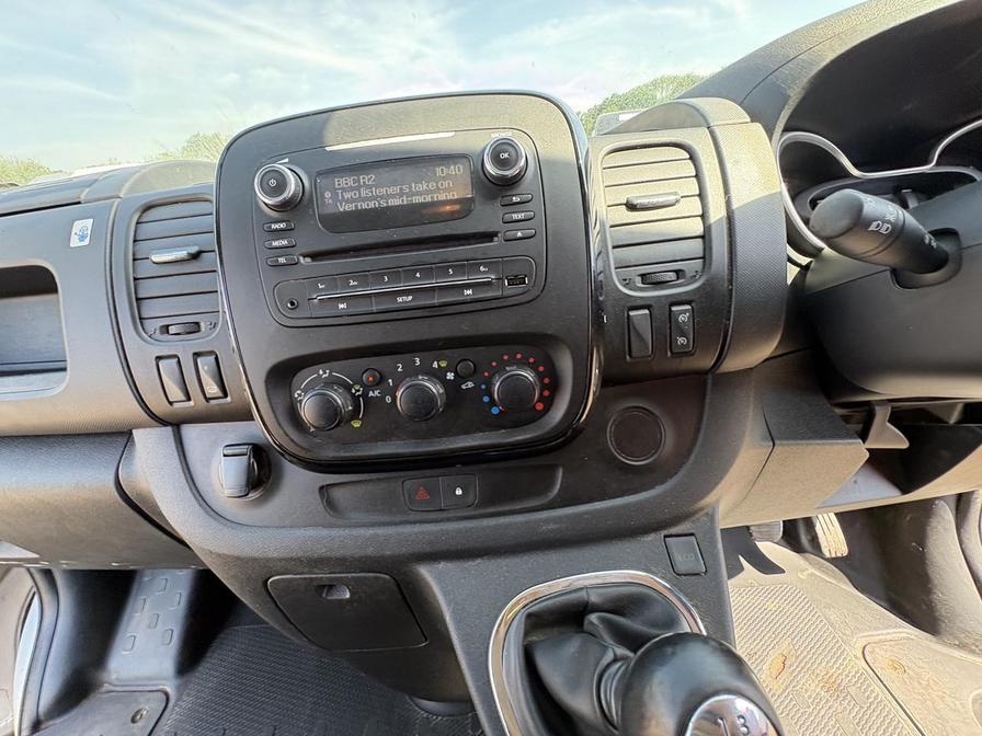 2019 Vauxhall Vivaro – Model: Vivaro 2700 Sportive CDTi – KO19JXW