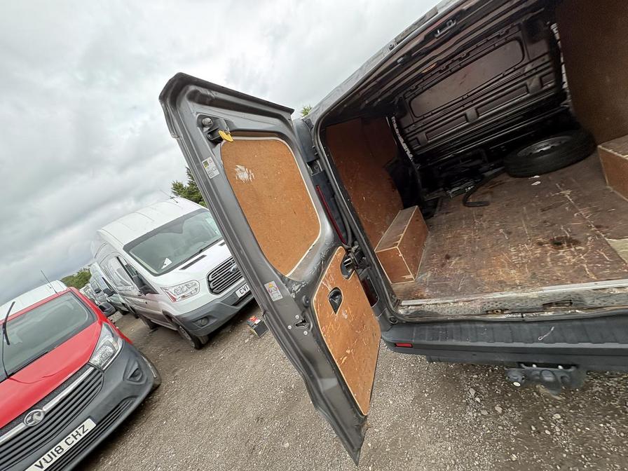 2018 Vauxhall Vivaro – Model: Vivaro 2700 Sport CDTi BT S/S – KU68VUX
