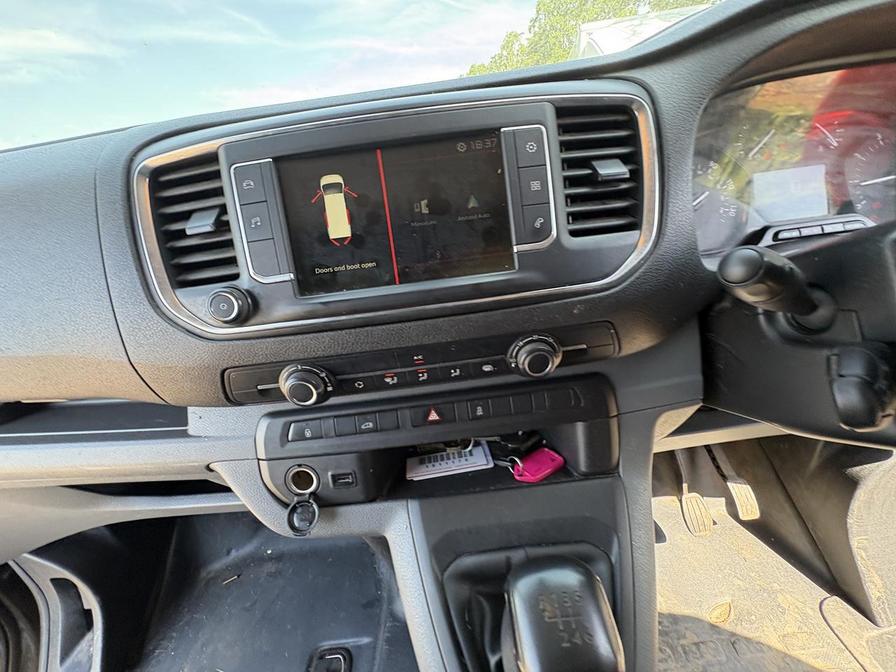 2018 Citroen Dispatch – Model: Dispatch 1000 Enterprise Blue HDi S/S – LC18MMU