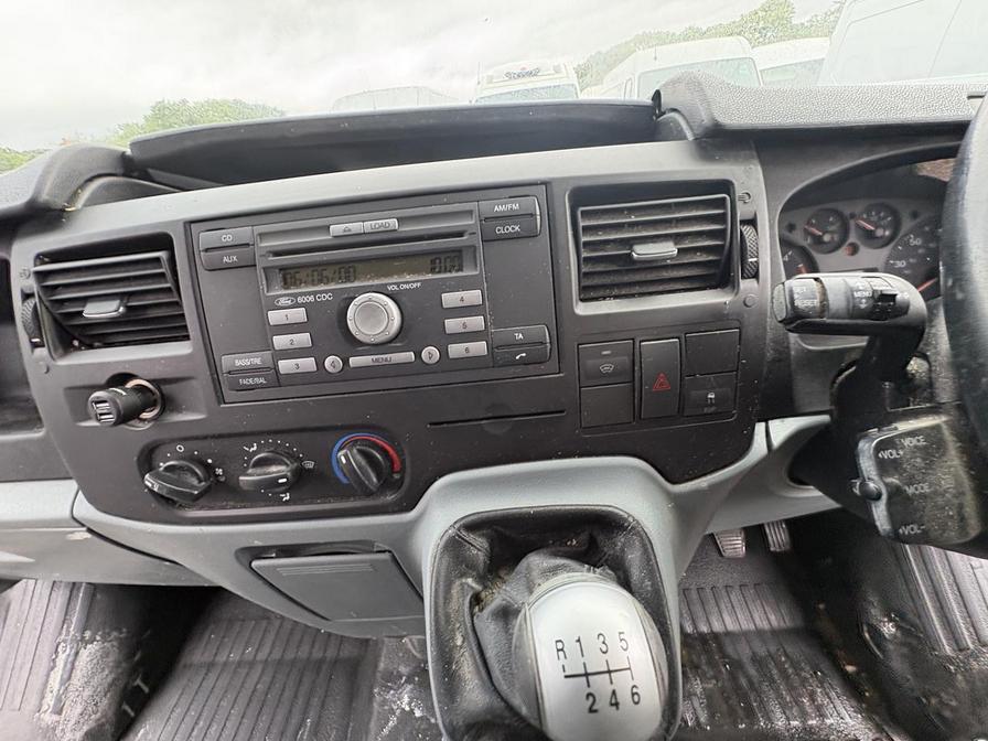 2010 Ford Transit – Model: Transit 115 T260 SWB Limited FWD – YR60LCU
