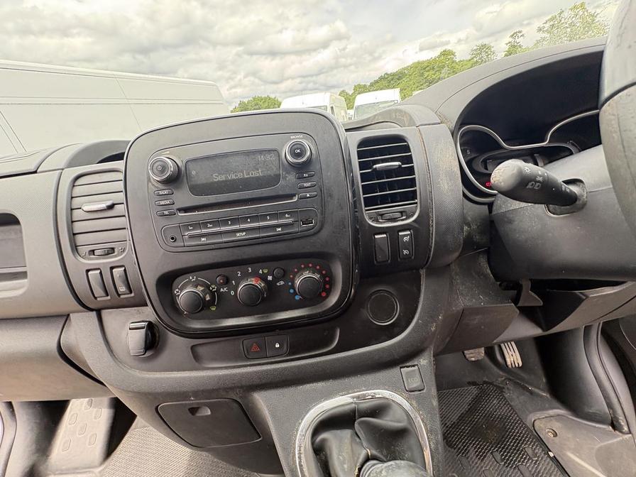 2019 Vauxhall Vivaro – Model: Vivaro 2700 Sportive CDTi – YL19WRP