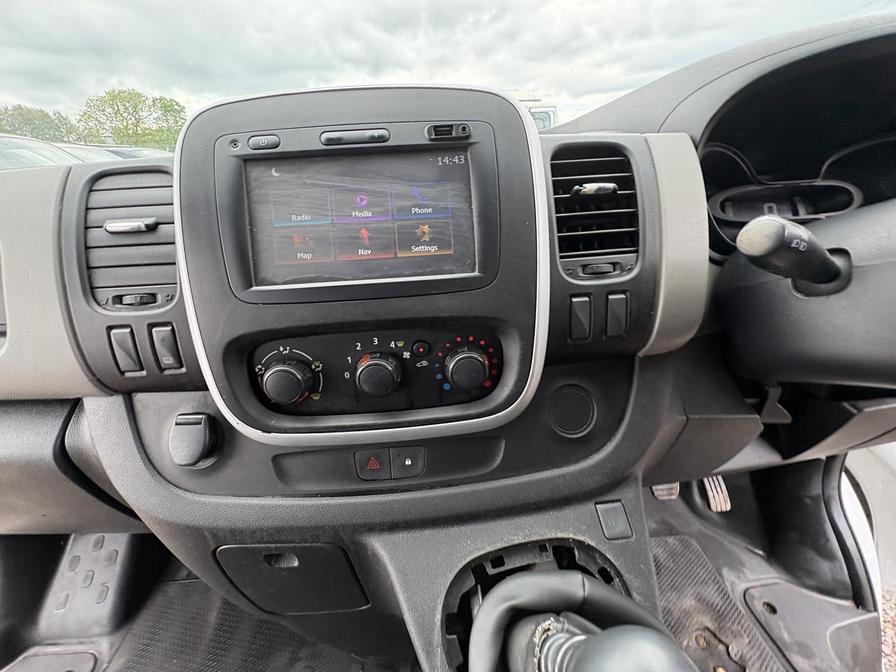 2016 Renault Trafic – Model: Trafic LL29 Business dCi – HV66KKJ
