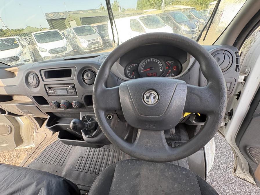 2013 Vauxhall Movano – Model: Movano F3500 L2H2 CDTi – DE63VLL