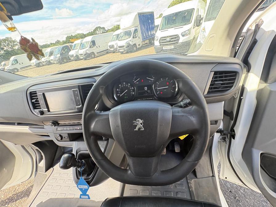 2018 Peugeot Expert – Model: Expert Professional Standard Blue HDi – KW18GVU