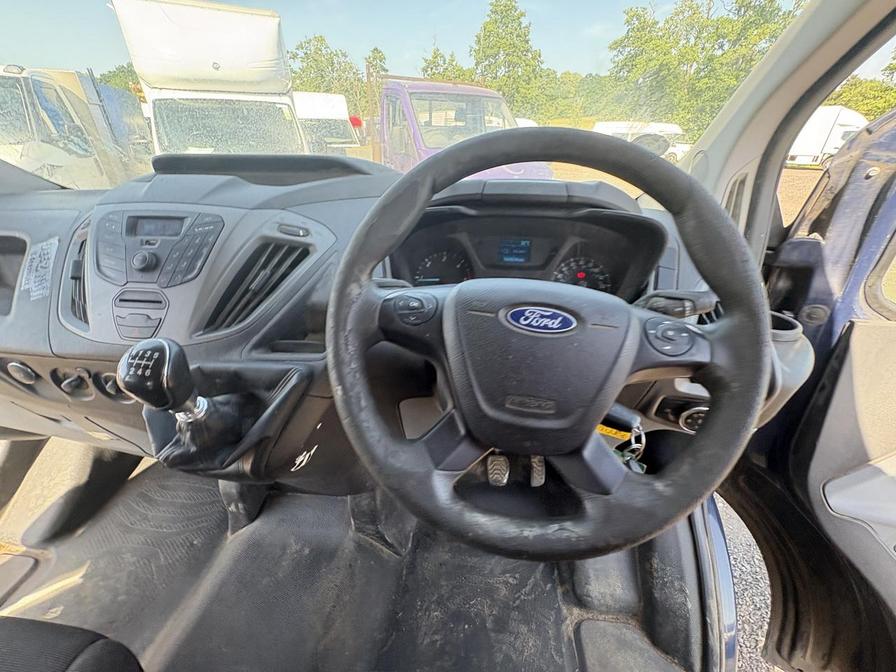 2014 Ford Transit Custom – Model: Transit Custom 250 E-Tech – YC14SDU