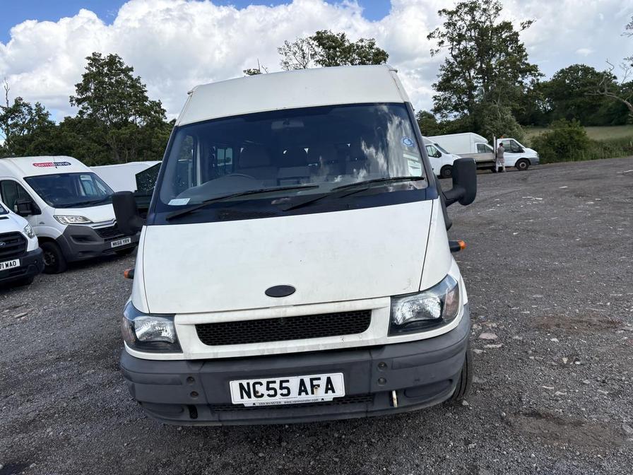 2006 Ford Transit – Model: Transit Minibus – NC55AFA