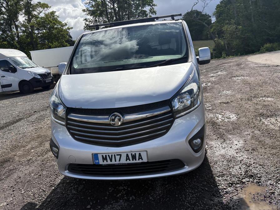 2017 Vauxhall Vivaro – Model: Vivaro 2700 Sport CDTi BT S/S – MV17AWA