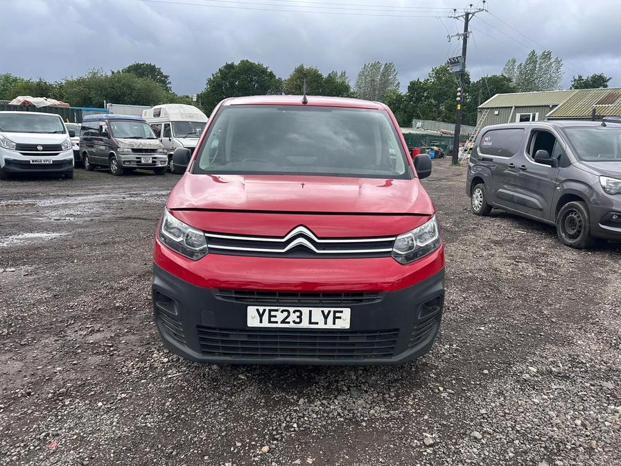 2023 Citroen Berlingo – Model: Berlingo 950 Enterprise Edition BlueHDi – YE23LYF