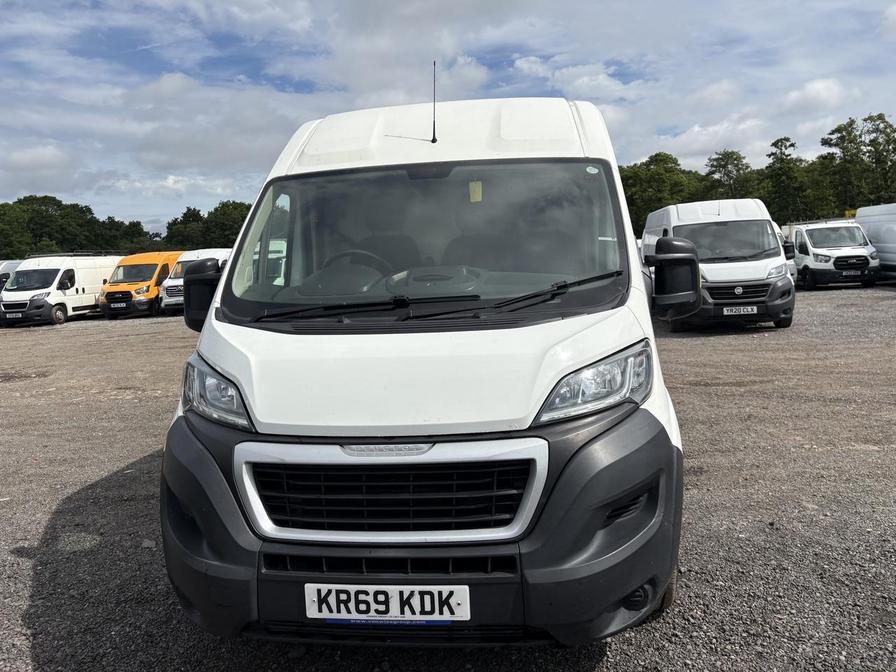 2019 Peugeot Boxer – Model: Boxer 335 Professional L3H2 Blue HDi – KR69KDK