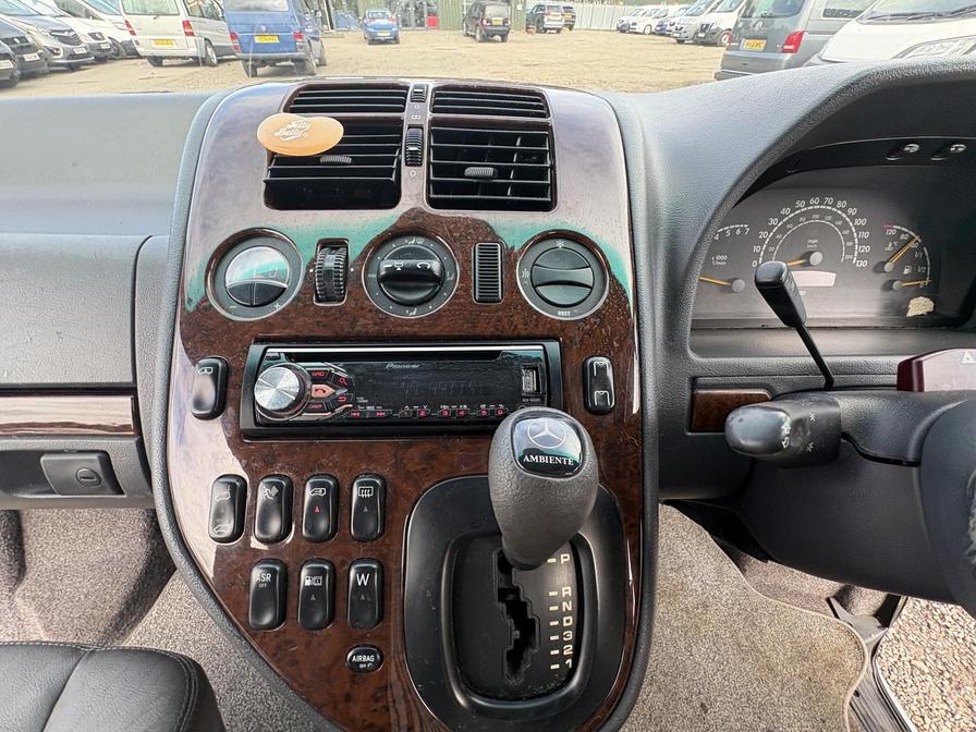 2002 Mercedes-Benz V-Class – Model: V220 CDI Ambiente Auto – GX52MTK