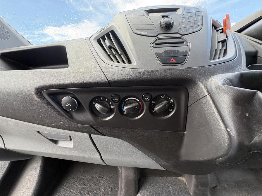 2015 Ford Transit Custom – Model: Transit Custom 290 E-Tech – WP15LJF