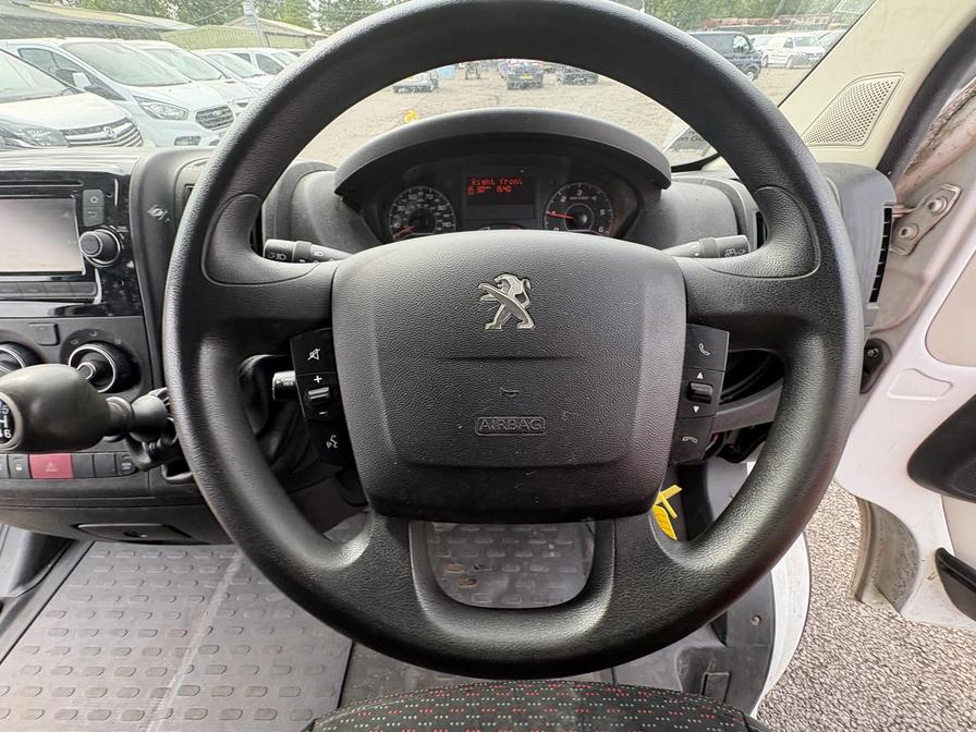 2015 Peugeot Boxer – Model: Boxer 335 Professional L3H2 HDi – GK15WOX